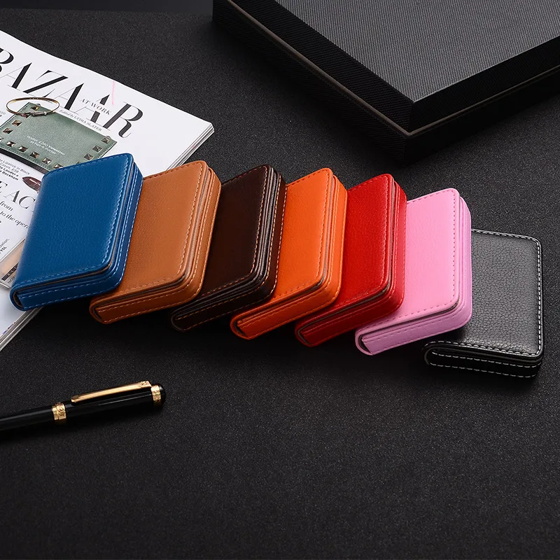 Porta Biglietti da Visita in P - Card Holder Slim Case recensione e prezzo